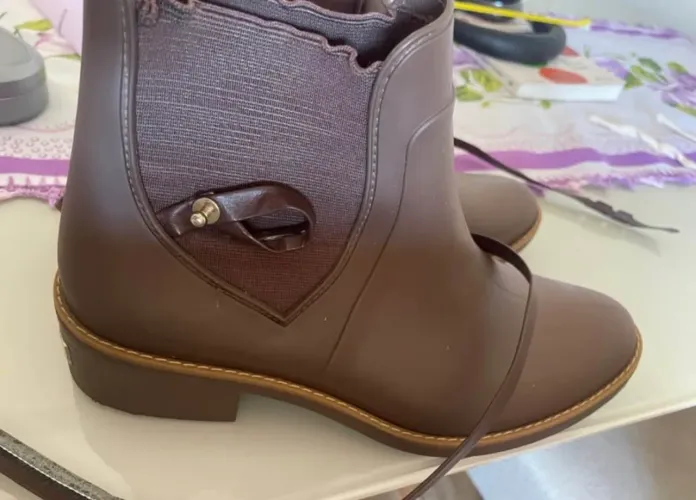 bota colcci 
