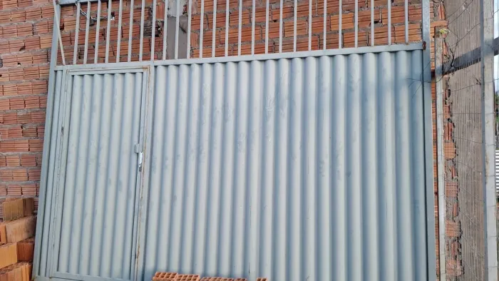 Portão de chapa