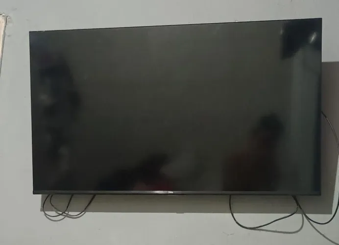 Televisão TCL 43"