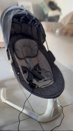 Cadeirinha de Descanso Galzerano Automática Musical Encanto de 0 a 18kg