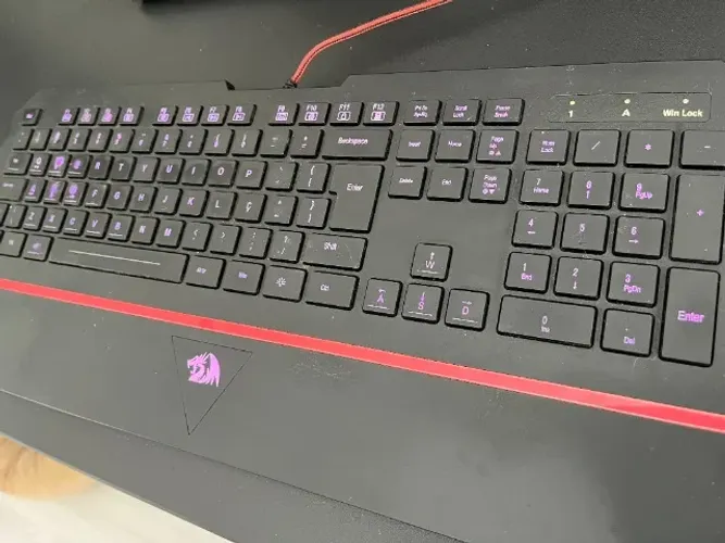 Teclado Gamer Redragon Karura