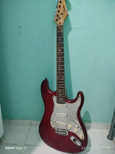 Guitarra (modelo antigo)