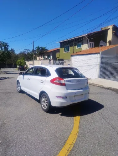 Chery Celer Hatch 1.5 16V Flex 5P 2015