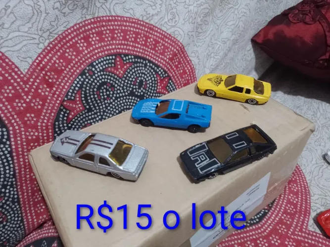 Lote de carrinhos(vidro marrom)