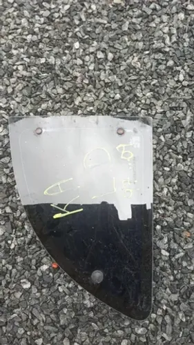 Vidro traseiro direito Ford ka 97..09