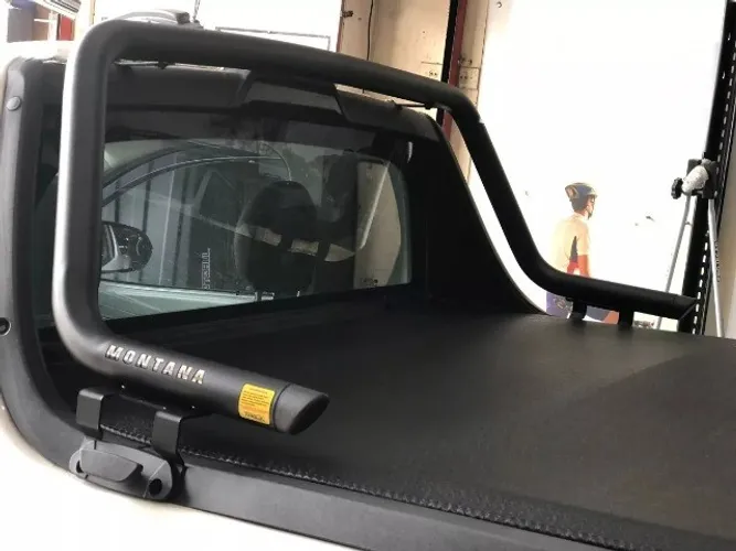 Santo Antonio Preto Chevrolet Montana Track - instalado