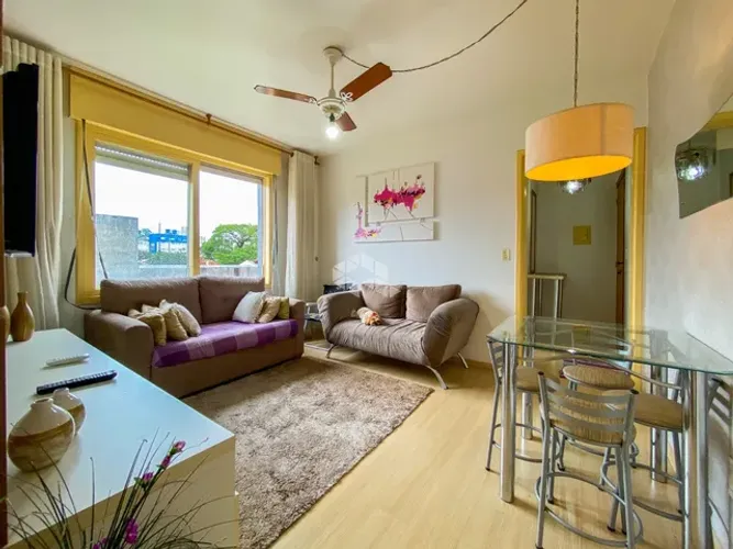 Apartamento de 1 dormitório, reformado, mobiliado, 1 vaga, Bairro Teresópolis, Porto Alegr