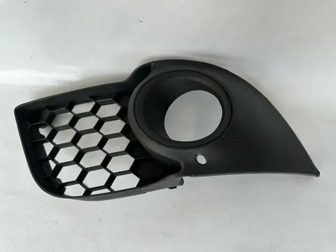 Grade Esquerda Farol de Milha Mitsubishi Lancer Gt 