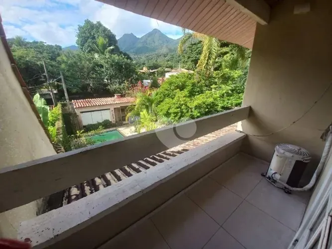 Casa com 3 quartos à venda, 384 m² por R$ 650.000 - Jacarepaguá - Rio de Janeiro/RJ