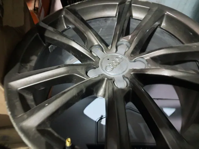 Roda aro 17 Audi A3 Sport Bronze original 5x112 jogo