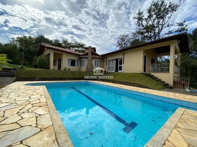Casa 02 quartos no Condomínio Ipê Amarelo (Melo Viana)