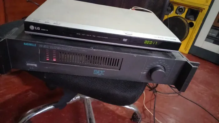 Amplificador Nashville Na2200