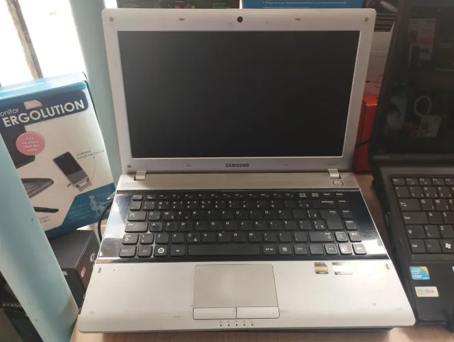 Notebook Samsung - ótimo estado