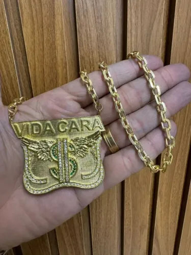 Lançamento Corrente e pingente moeda antiga