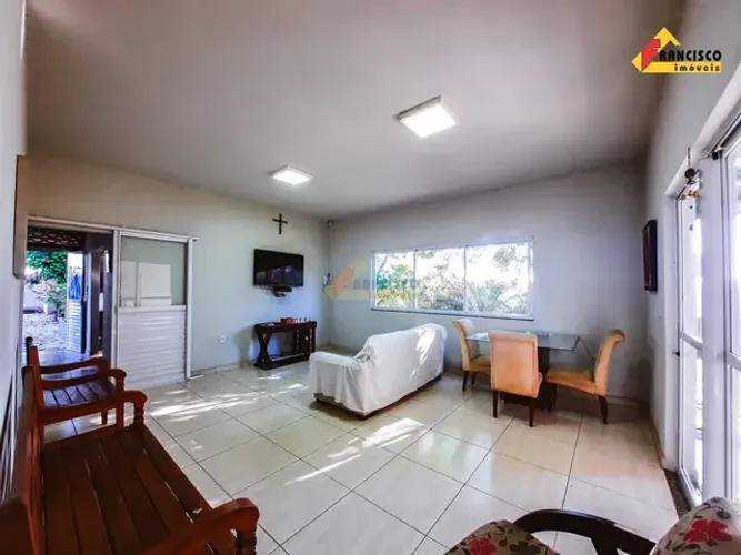 Sítio à venda, 3 quartos, 1 vaga, Ermida - Divinópolis/MG
