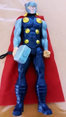 Boneco Thor Original Hasbro 2013 raro colecionador