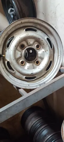 Roda VW Brasília 
