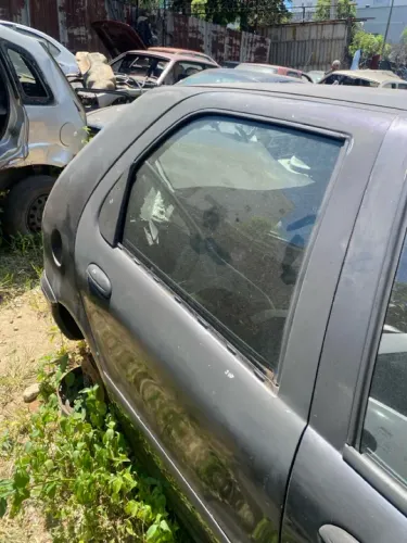 Porta Trazeira direita fiat palio 98