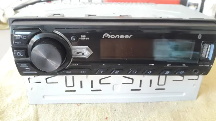 SOM PIONEER MVH 298BT 