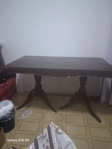 Vende essa mesa