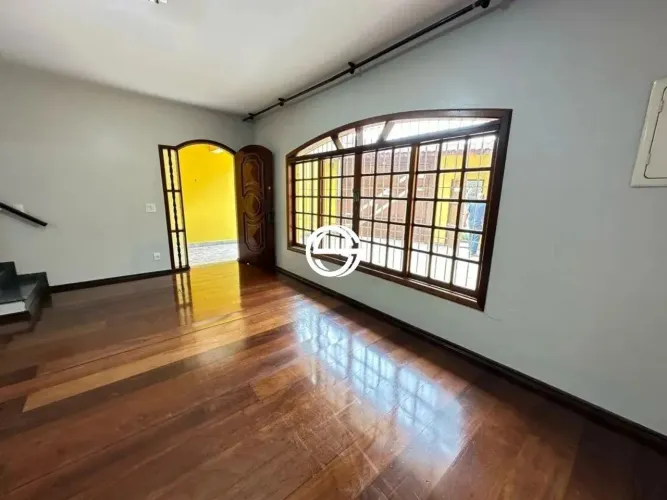Sobrado Alto Padrão Vila Re para Venda, 3 dorm(s), 3 suite(s), 1 vaga(s), 240 m²