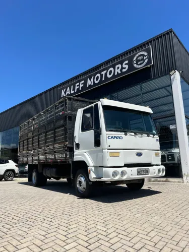 Ford Cargo 815 2004 Boiadeiro