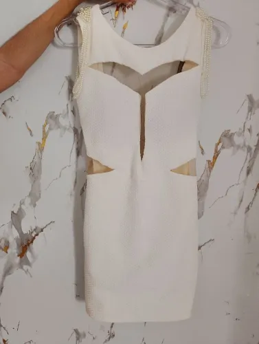 Vestido branco tubinho tamanho M para o réveillon 