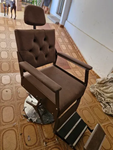 Vendo cadeira de barbeiro 