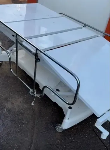 Cama hospitalar 