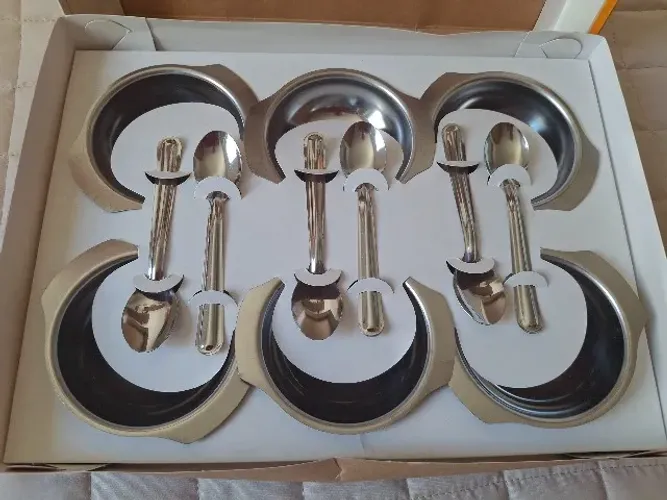 Taças de sobremesa em aço inox