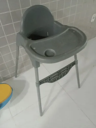 Cadeirinha de alimentação
