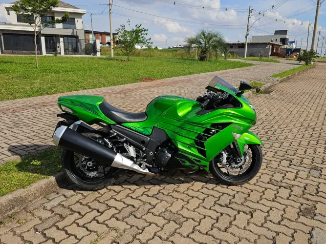 Motos Kawasaki ZX-14/ZX 2013 no Brasil