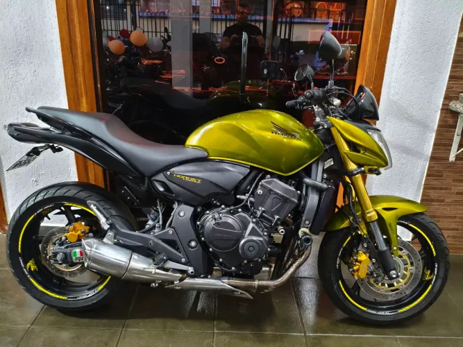 HONDA HORNET 2011 IMPECÁVEL 