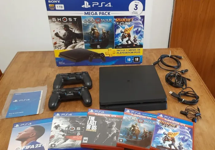 PS4 Slim 1TB Seminovo na caixa