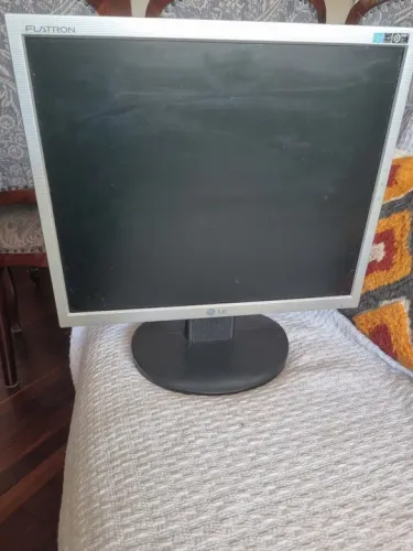 Monitor LG Flatron 19 polegadas