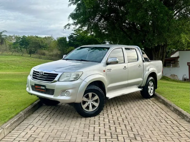 Toyota Hilux CD SR 4X2 2.7 16v/2.7 Flex Aut. 2015