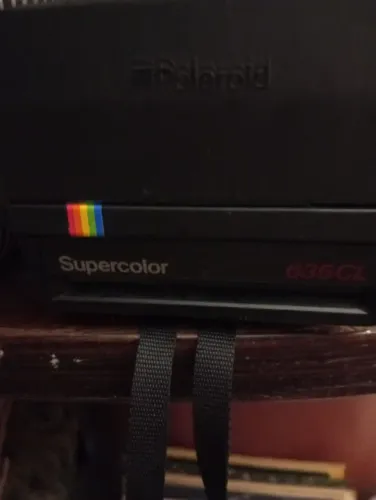 Câmera Polaroid 635 CL Supercolor