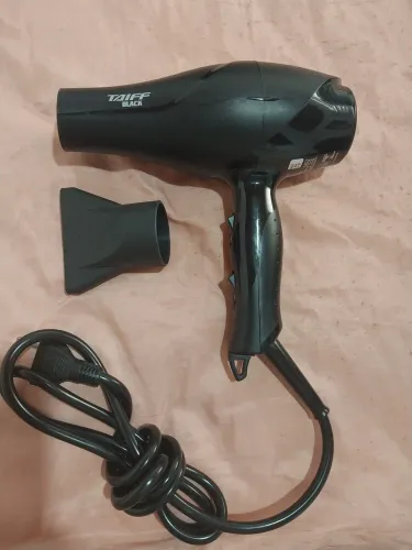 Secador de cabelo Taiff black 127v e 1700w de potência em perfeito estado, 3 temp 3 veloc