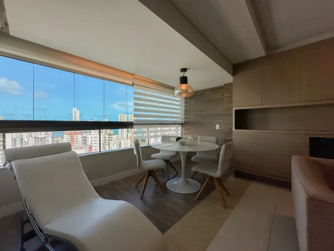 Apartamento à venda no Edifício Trinidad em Boa Viagem com 136 m², 2 quartos e duas vagas 