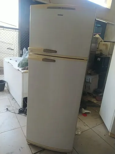 Geladeira Consul Frost Free 417L funcionando