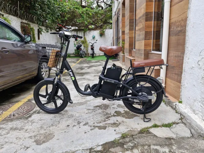 E BIKE LEV COM BATERIA LITIO NOVA