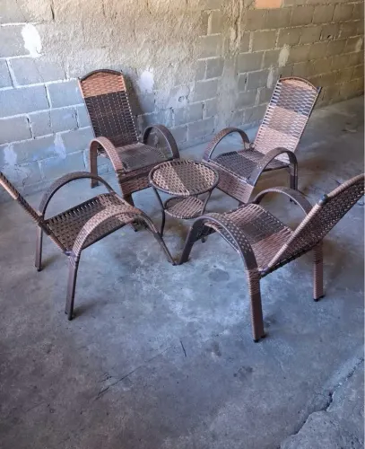Conjunto Mesa em fibra sintética para Jardim/Varanda