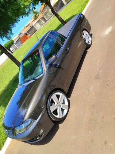 Volkswagen Saveiro FUN 1.8 99cv/ City E S.surf 1.6 2003