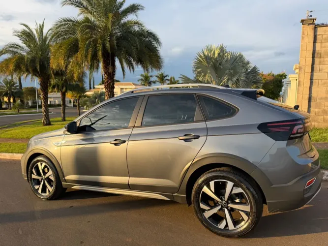 Volkswagen Nivus Highline 1.0 200 TSI Flex AUT 2024