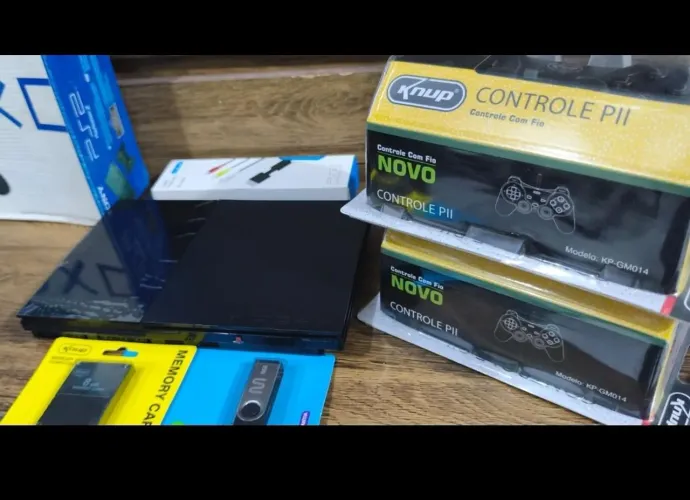 Playstation 2 completo novinho e acessórios também