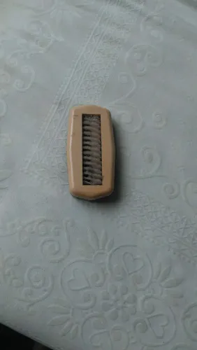 Escova de limpeza antiga
