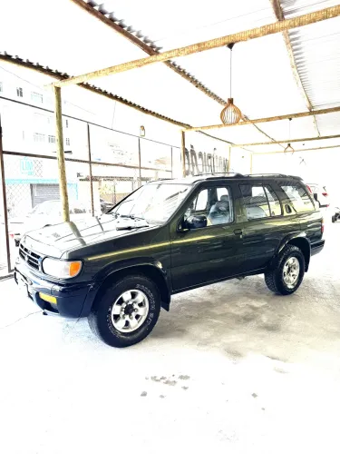Nissan Pathfinder SE Luxo 3.3 V6 12V 1997