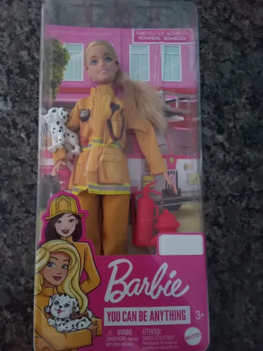 Boneca Barbie Profissões Loira Bombeira Deluxe Cachorrinho