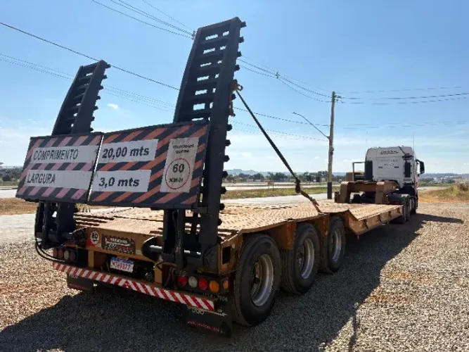 41 Prancha Carrega Tudo Semi Rebaixado 03 Eixos Randon 2002 - 10,80MTS