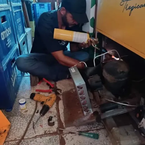 Técnico em refrigeração 